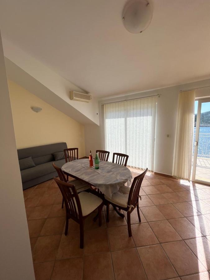Apartmani Tomic Zavalatica Exterior photo